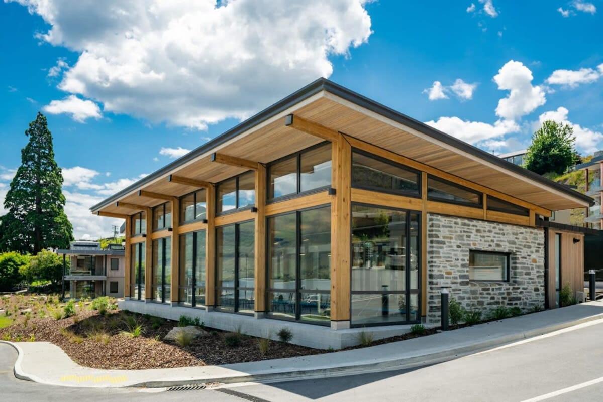 Lake View Studio Apartment Wanaka Dış mekan fotoğraf