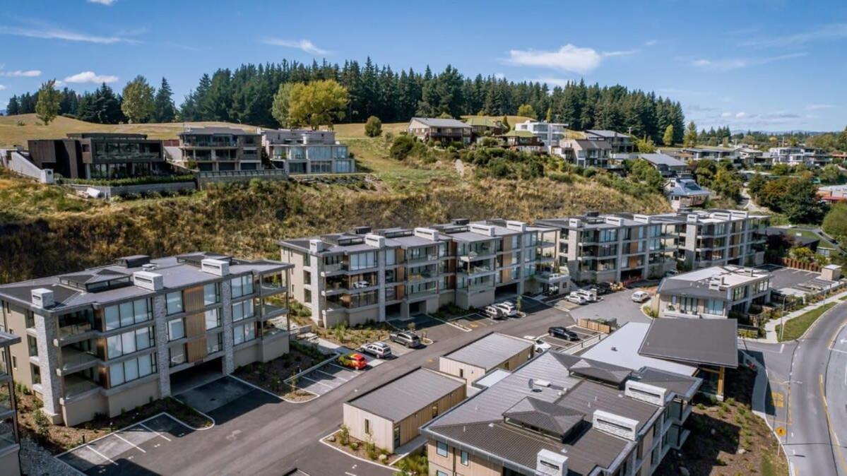 Lake View Studio Apartment Wanaka Dış mekan fotoğraf